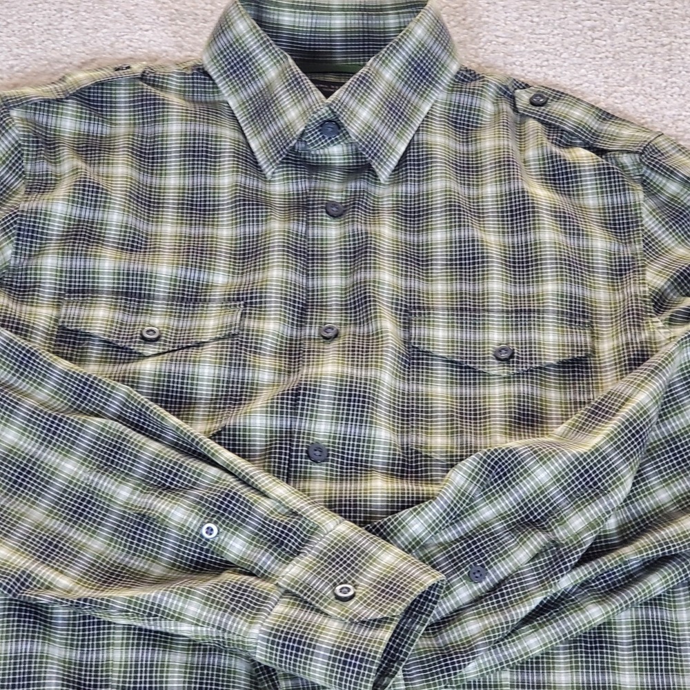 Banana Republic Button Down Shirt Men's Medium Green Plaid Slim Fit Epaulet